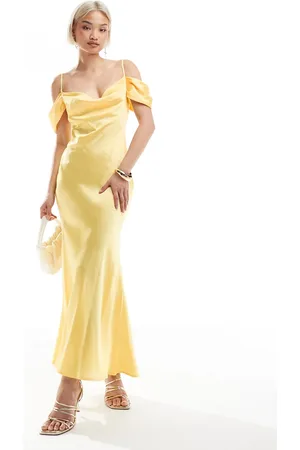 New Look Vestido semilargo amarillo con escote Bardot de satén de