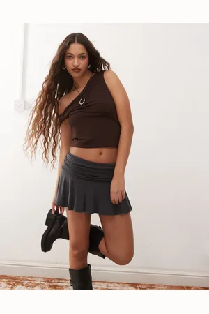 Weekday Minifalda negra con vuelo de
