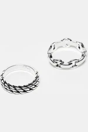 ASOS Pack de 2 anillos plateados con diseño trenzado y de cadena de