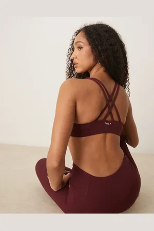Tala Sujetador deportivo color vino estilo camiseta corta de tirantes Skinluxe de