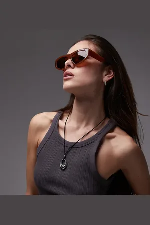 Topshop Gafas de sol marrón crema angulares Napoli de
