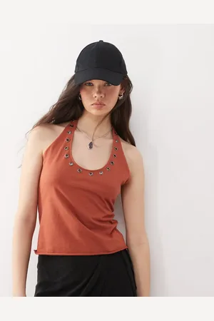 Weekday Top color óxido con cuello halter y detalle de ojales de -Rojo