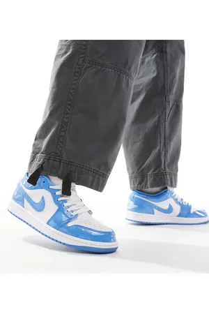 Jordan Zapatillas de deporte blancas y azules Air 1 Low SE de Nike