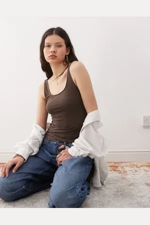 Weekday Top de tirantes con cuello cuadrado y espalda escotada de