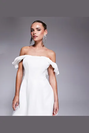 Forever New Vestido corto con escote Bardot de -Blanco