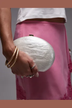 MANGO Bolso clutch perlado con diseño ovalado de