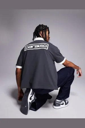 ASOS Polo de corte cuadrado con aplicación y solapas de lona de tejido grueso de 220 g/m² de
