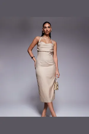 Kaiia Vestido de sastre semilargo color piedra con raya diplomática, abertura en la parte trasera y detalle drapeado en el pecho exclusivo de -Neutro