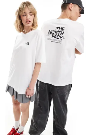 The North Face Camiseta blanca extragrande con estampado trasero de montaña delineada de