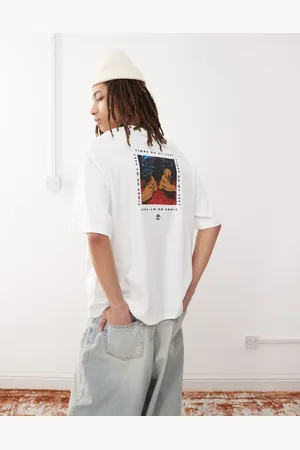Timberland Camiseta blanca extragrande con estampado gráfico "On my feet" de