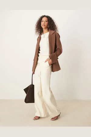 ASOS Pantalones de sastre amarillo pastel con cinturón de tejido texturizado de (parte de un conjunto)-Neutro