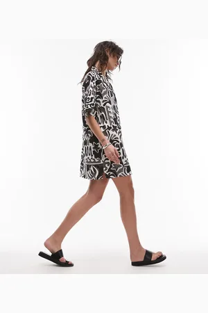 Topshop Vestido camisero corto con estampado Souvenir de -Multicolor