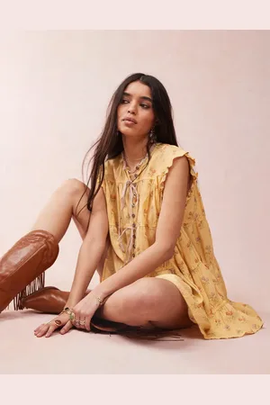Free People Vestido corto amarillo amplio con estampado de florecitas Sundown de