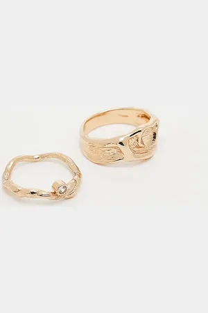 ASOS Pack de 2 anillos dorados con diseños efecto fundido grueso y fino de