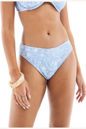 Hollister Braguitas de bikini azules de talle alto con estampado playero de Curvy (parte de un conjunto)