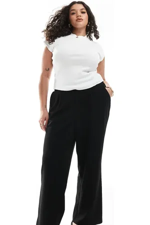 VERO MODA Pantalones capri negros de crepé de punto de