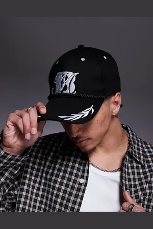 ASOS Gorra negra con estampado gráfico de