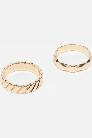 ASOS Pack de 2 anillos de banda dorados con diseño fundido y estriado de