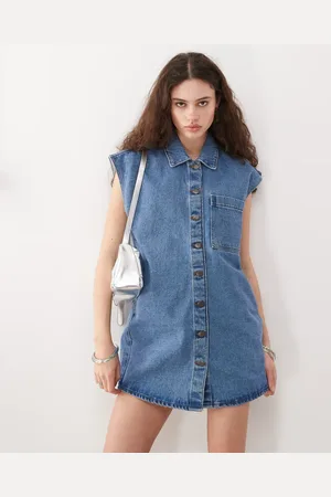 Noisy May Vestido vaquero corto azul sin mangas con lavado medio de