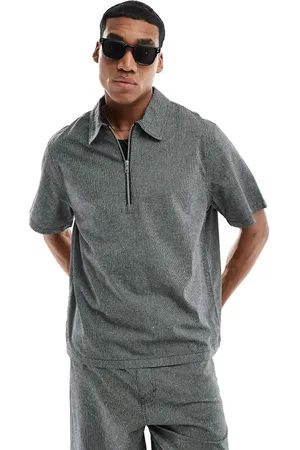 Weekday Polo y blanco holgado de manga corta con cuello de cremallera Dejan de (parte de un conjunto)