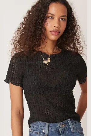 AWARE Camiseta negra con diseño encogido de tejido texturizado de