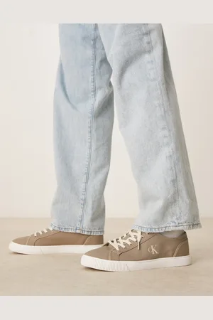 Calvin Klein Zapatillas de deporte bajas beis y blancas básicas de lona de -Neutro