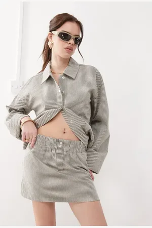 Noisy May Minifalda gris a rayas de estilo bóxer de (parte de un conjunto)