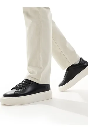 JACK & JONES Zapatillas de cuero sintético en negro de
