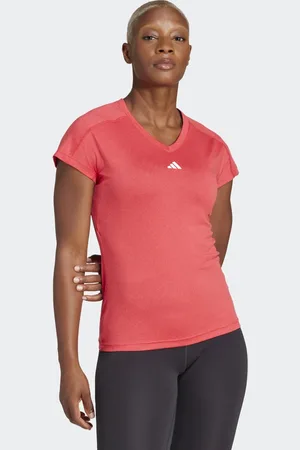 adidas Camiseta color rubí puro y blanca con cuello de pico y logo minimalista Aeroready Train Essentials de -Rojo