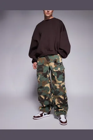 Liquor N Poker Pantalones multicolores holgados con estampado de camuflaje de