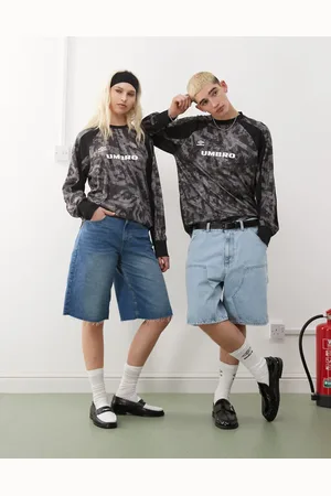 Umbro Camiseta negra estampada de manga larga de