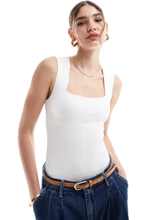 New Look Body ceñido con cuello cuadrado de