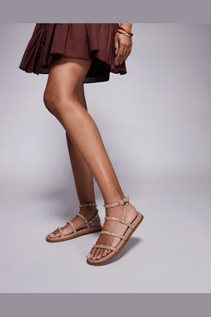 Steve Madden Sandalias color con diseño de tiras con perlas y tachuelas Stormie de -Marrón