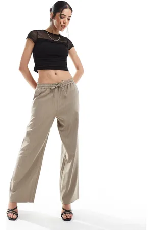 Miss Selfridge Joggers color tostado holgados con raya diplomática de -Marrón
