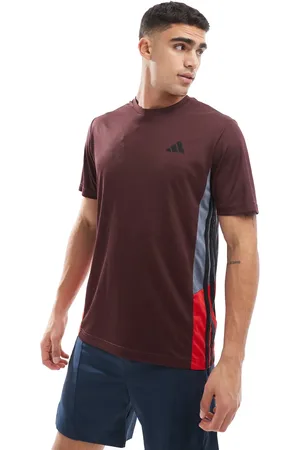 adidas Camiseta con detalle de 3 rayas Training Essentials de adidas-Rojo