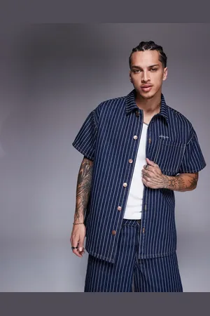 Liquor N Poker Camisa vaquera azul oscuro extragrande con raya diplomática de