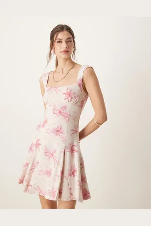 ASOS Vestido corto rosa con estampado de florecitas, godets y escote cuadrado de -Multicolor