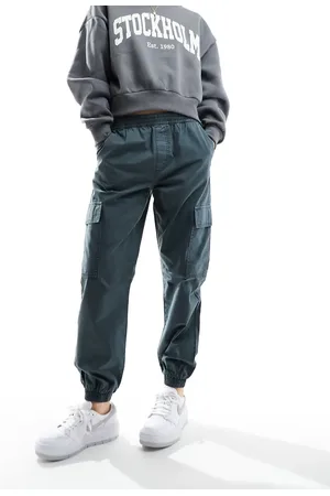 ASOS Pantalones cargo lavado con bajos ajustados de -Sin color