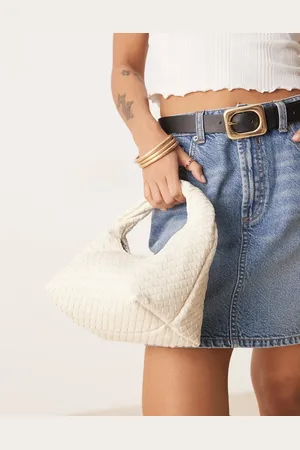 Gina Tricot Bolso tote pequeño hueso con diseño entretejido y asa de mano retorcida de