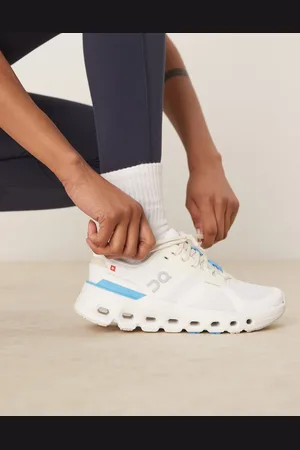 On Running Zapatillas de deporte blancas para correr Cloudrunner 2 de ON