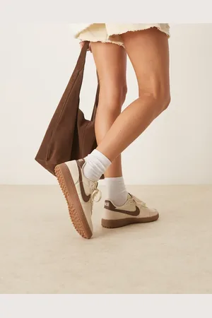 Nike Zapatillas de deporte y marrones de ante Field General de -Blanco