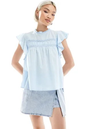 VERO MODA Top con cuello alto, mangas fluidas y diseño bordado de