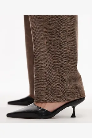 Topshop Mules negros de tacón bajo con puntera fina Dorota de