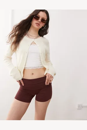 Miss Selfridge Pantalones cortos marrón con detalle plegado de -Multicolor