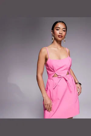 ASOS Vestido corto con diseño estructurado, abertura y lazo de ASOS DESIGN Petite