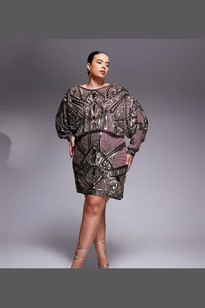 ASOS Vestido corto lila con mangas murciélago, diseño adornado lineal y espalda desbocada de ASOS DESIGN Curve-Multicolor