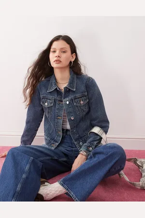 Miss Selfridge Chaqueta vaquera de corte girlfriend con lavado azul añil de -Morado