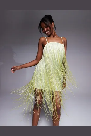 ASOS Vestido corto amarillo tenue de tirantes con flecos de cuentas de