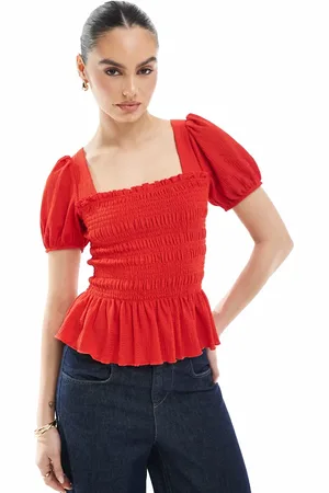 New Look Top rojo con cuerpo fruncido y mangas abullonadas de
