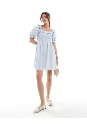 New Look Vestidos cortos azul con volantes fruncidos de